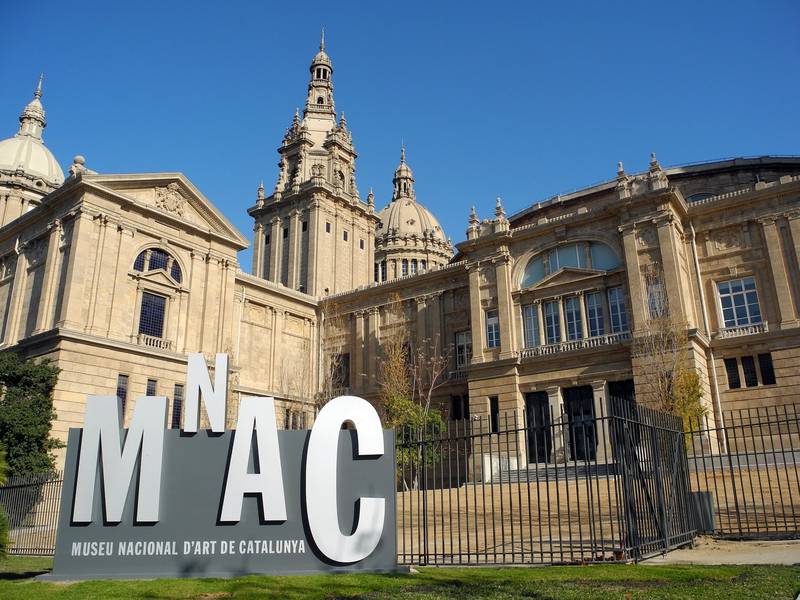 Muzeum Narodowe Sztuki Katalońskiej MNAC 